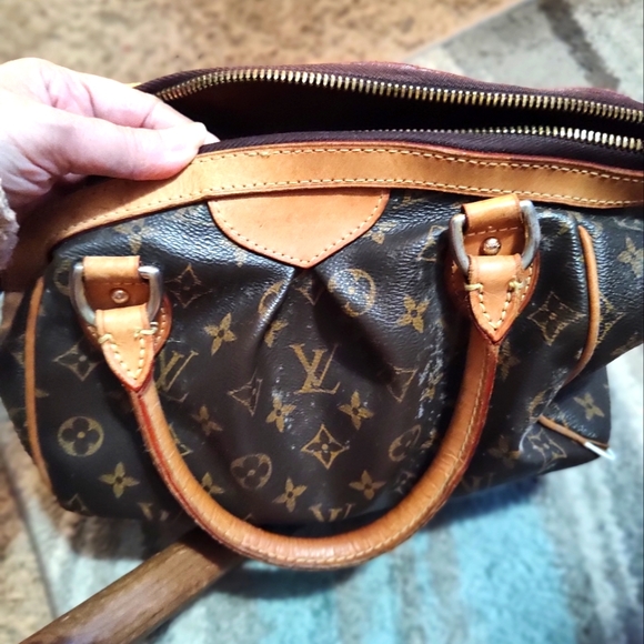 Louis Vuitton Rehab Vintage Tivoli from France - Picture 3 of 17